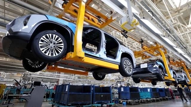 新能源车何时将全面超过油车？要听完这几个故事